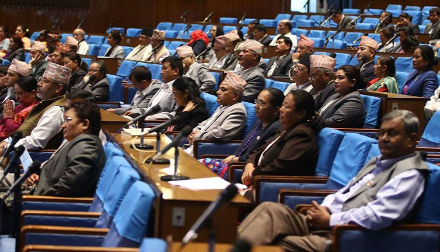 संसदमा सिट : एकीकृत समाजवादी सत्ता र लोसपा प्रतिपक्षको कुर्सीमा