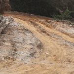 आधा करोडमा बनेको सडक ६ महिनामै भत्कियो